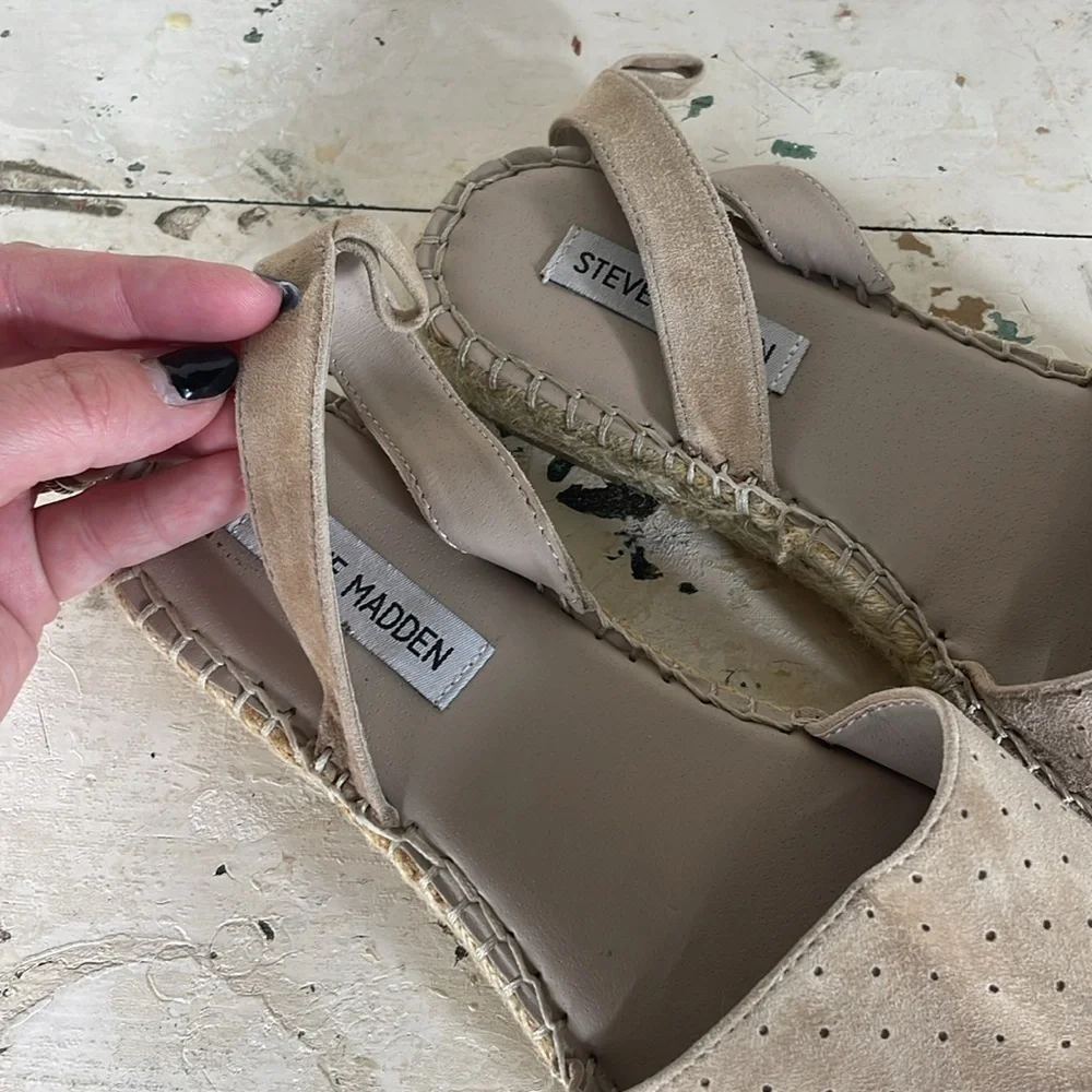 Steve Madden > Beige Sling Back Espadrille Sandals 9.5